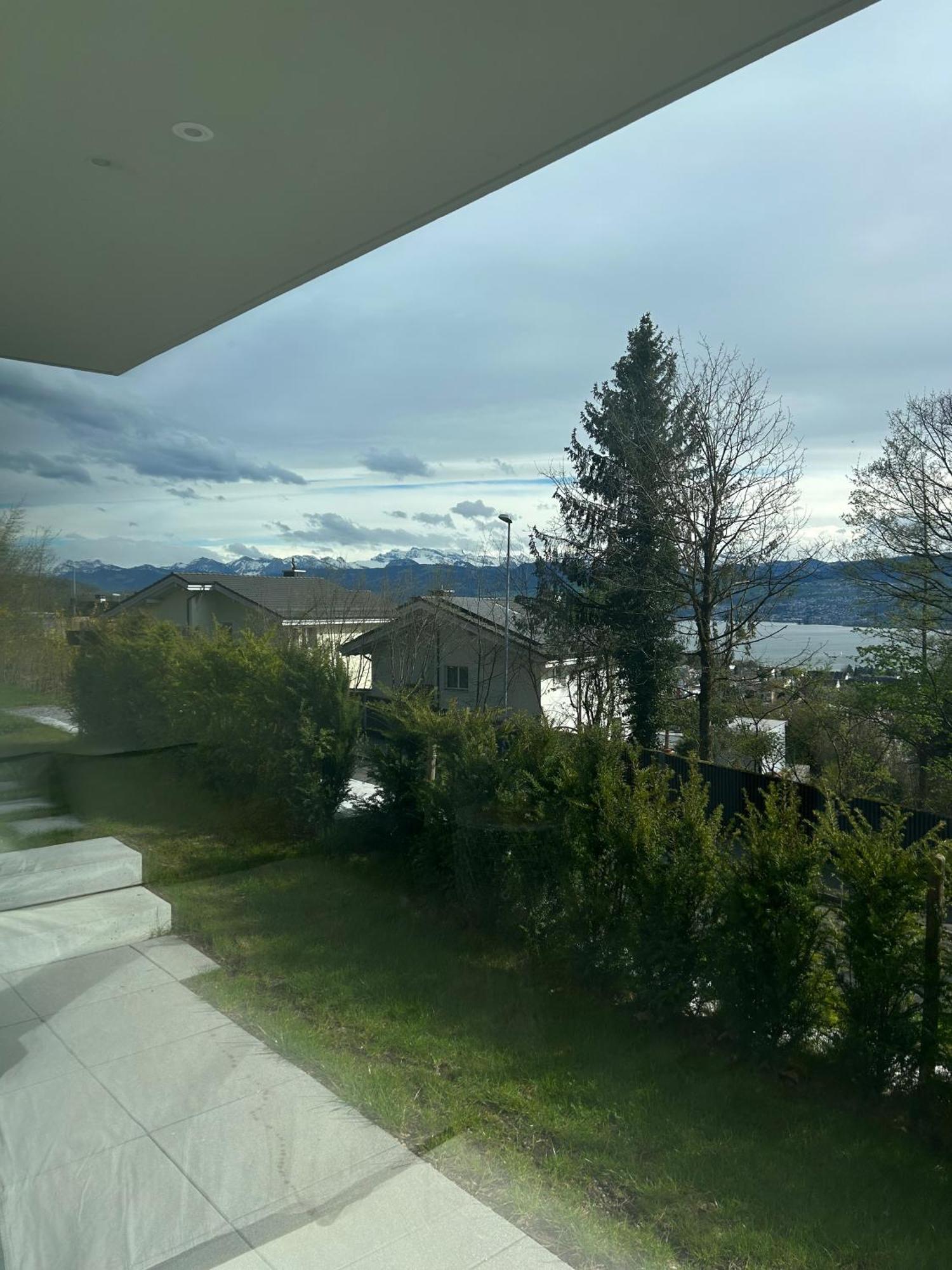 Modern With View Near Zurich Apartment Uetikon am See