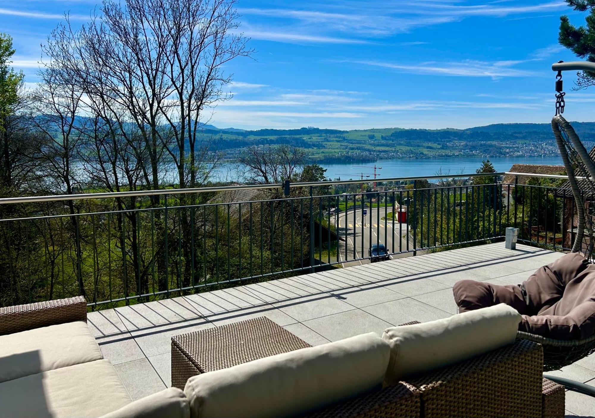 Apartment Modern With View Near Zurich